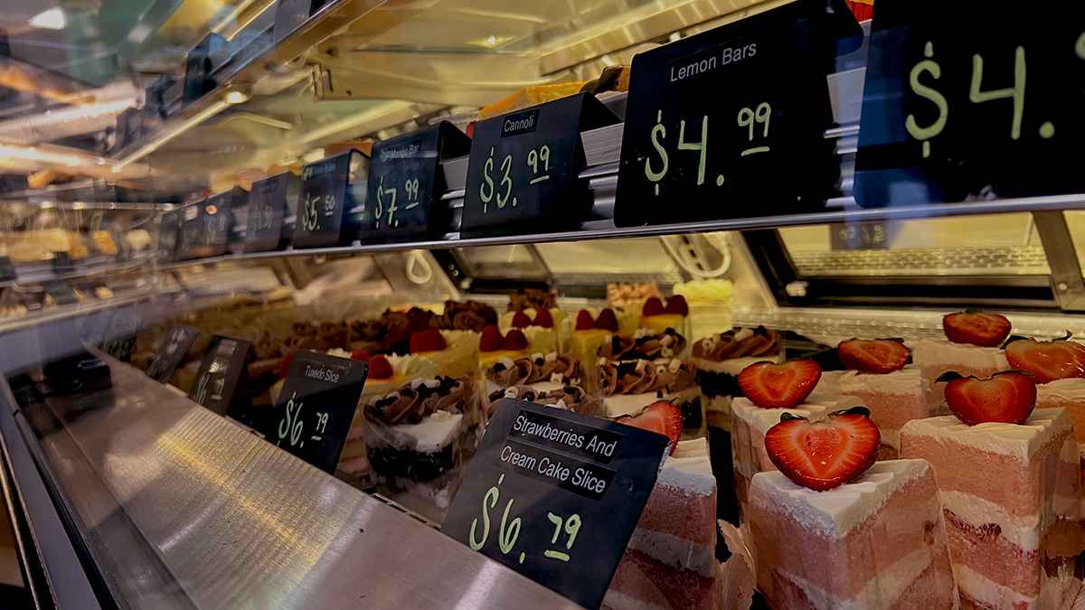 dessert-croissants-cake-slices-temcula-bakery-coffee-shop-hero-image