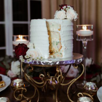 wedding-cake-custom-bakery-temecula-on-cake-stand